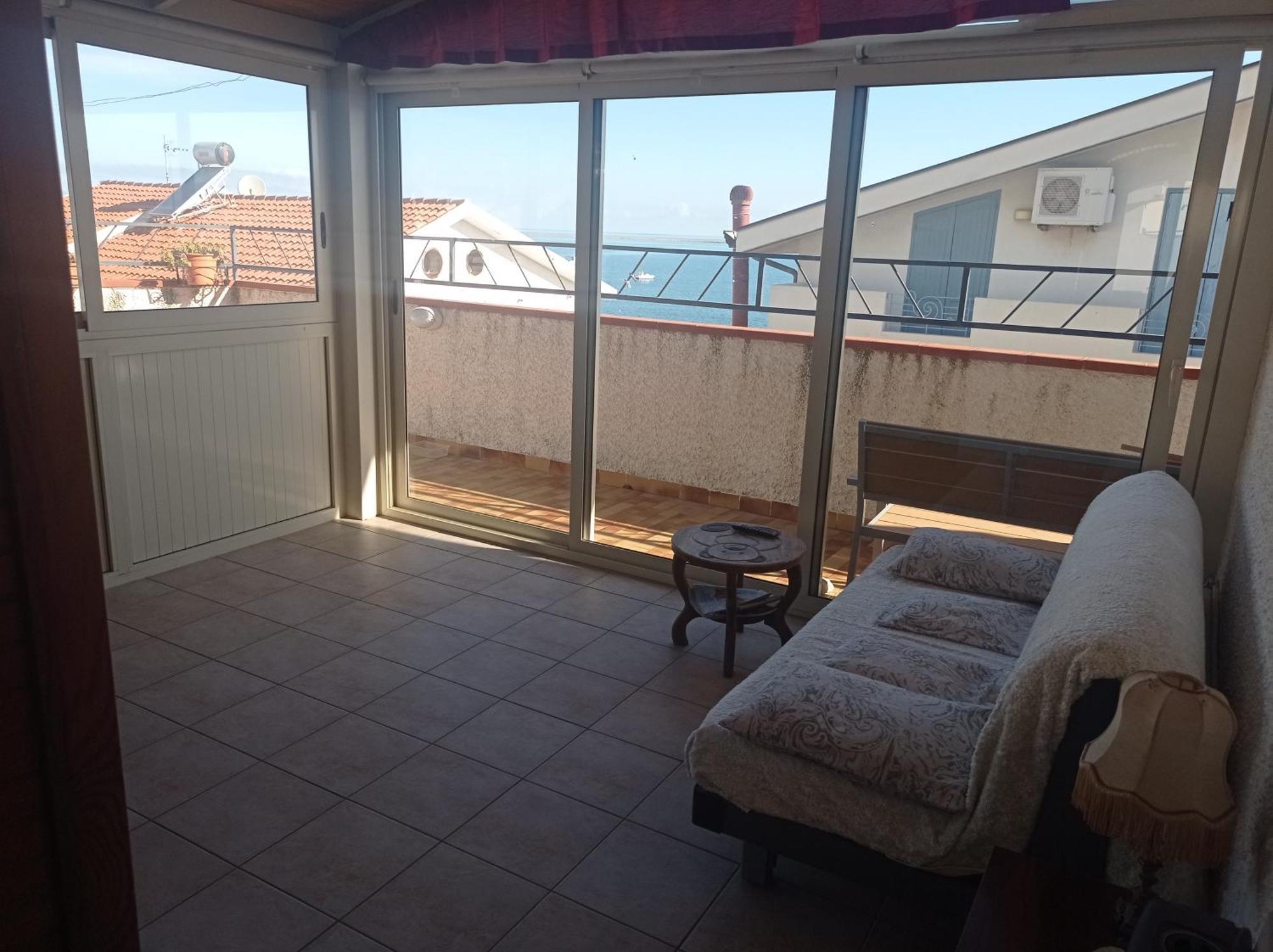 Mansarda Con Terrazzo Vista Mare Villa Oliveri Eksteriør billede